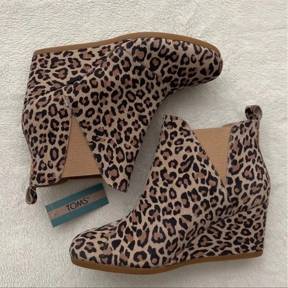 (NWT) TOMS Kelsey Wedge Leopard Print Bootie - Picture 6 of 12